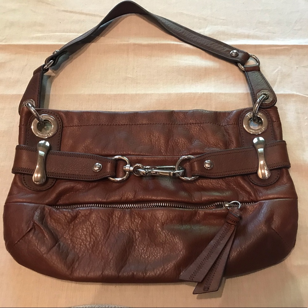 B. Makowsky- brown soft leather purse